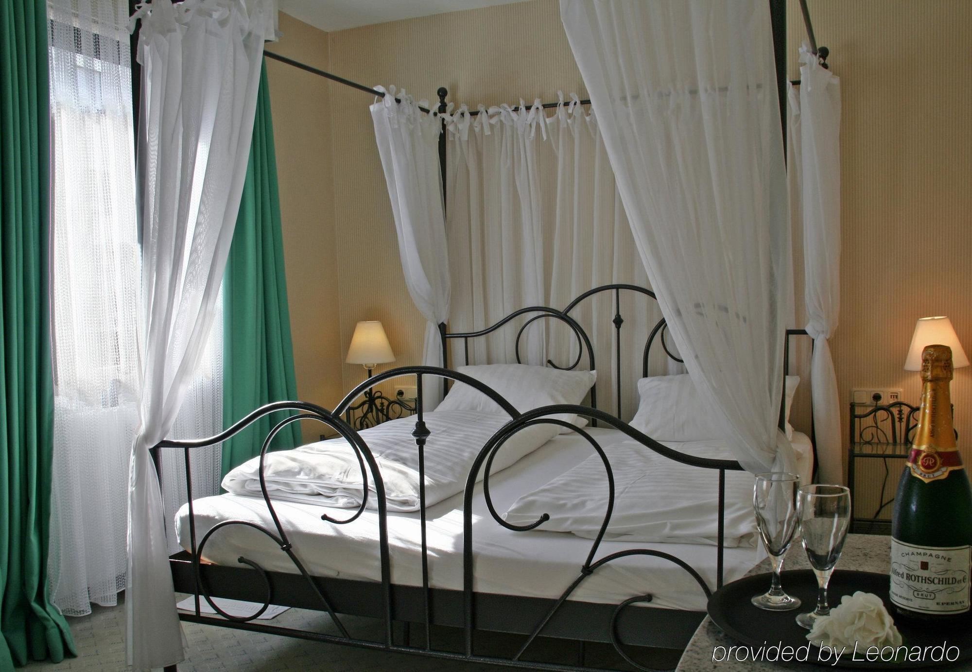 Hotel Cristal Nuremberg Phòng bức ảnh