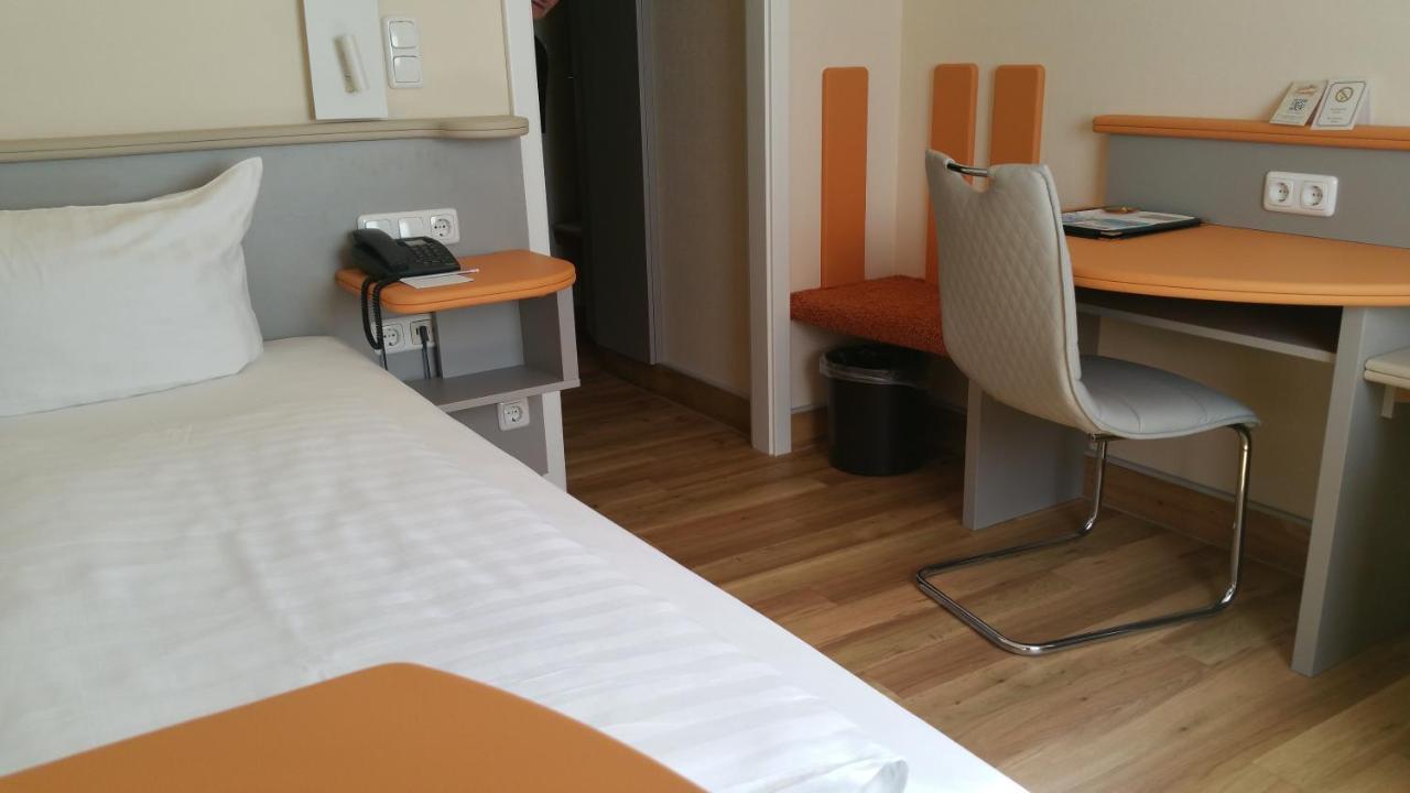 Hotel Cristal Nuremberg Ngoại thất bức ảnh