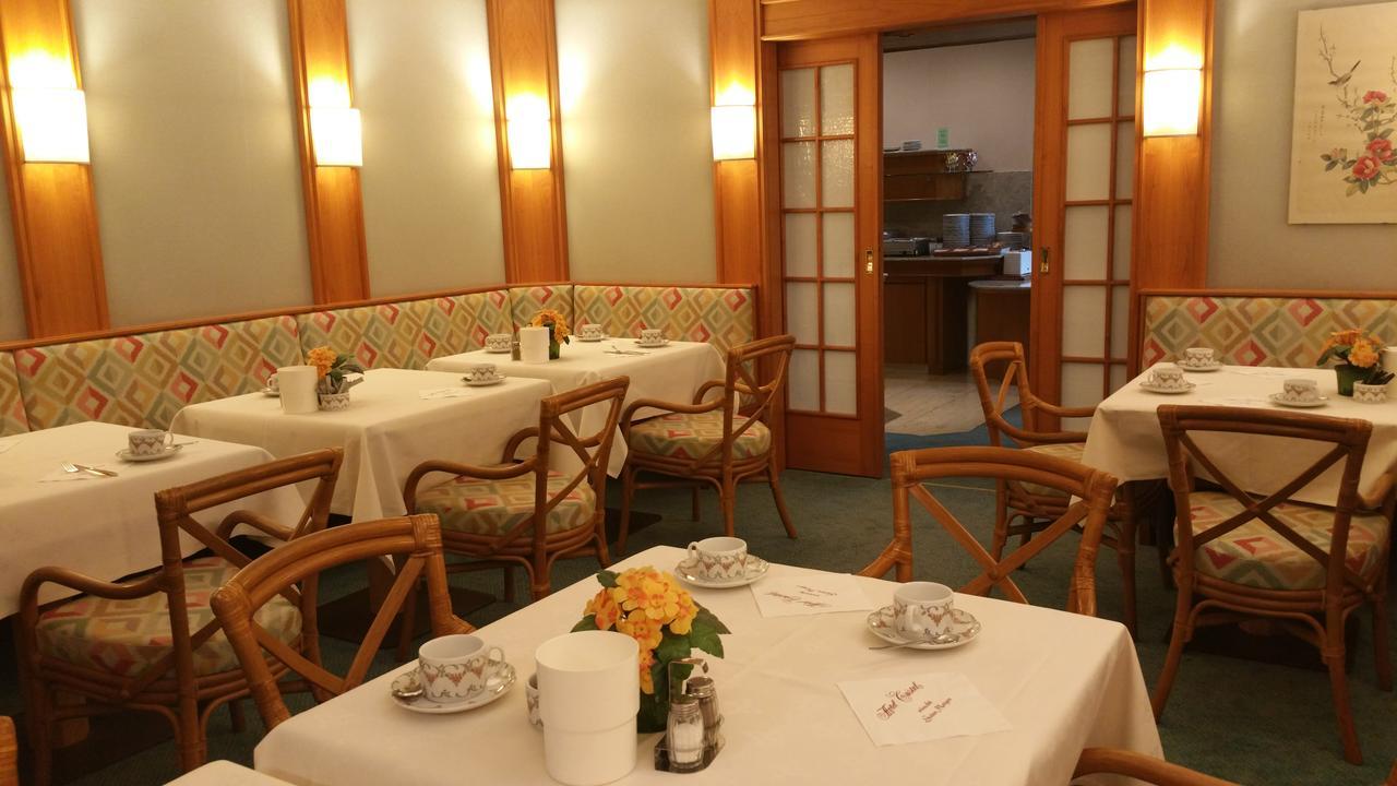 Hotel Cristal Nuremberg Ngoại thất bức ảnh