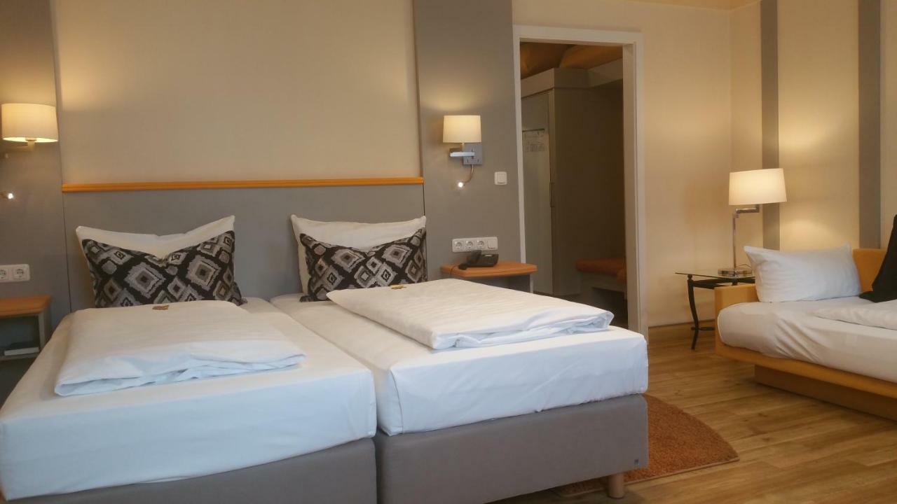Hotel Cristal Nuremberg Ngoại thất bức ảnh