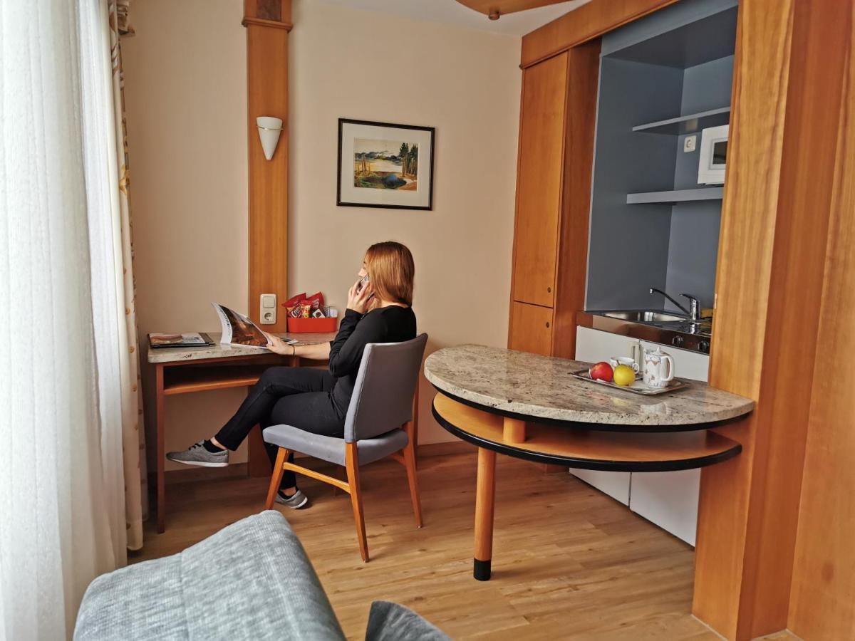 Hotel Cristal Nuremberg Ngoại thất bức ảnh