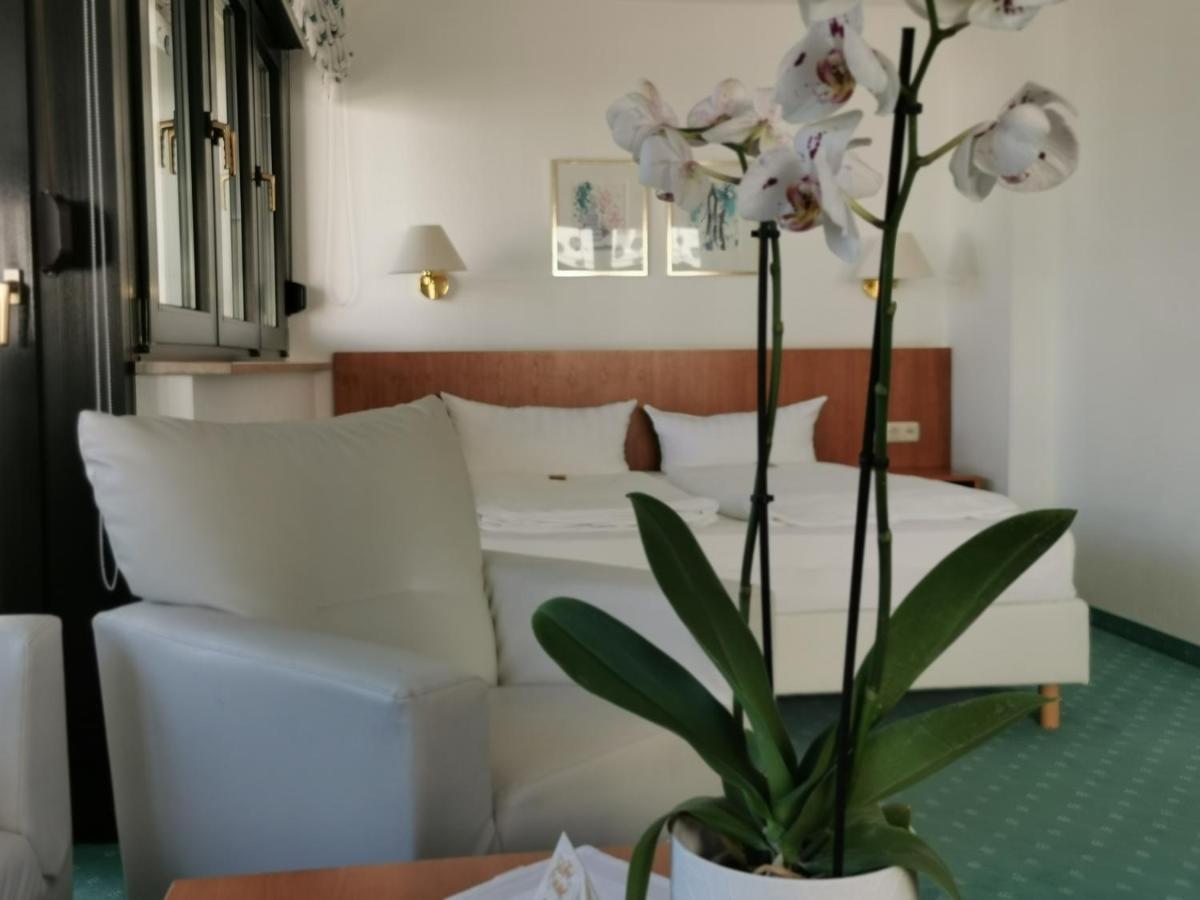 Hotel Cristal Nuremberg Ngoại thất bức ảnh